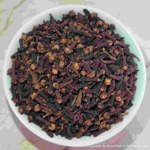 CLAVO DE OLOR ENTERO 1kl.