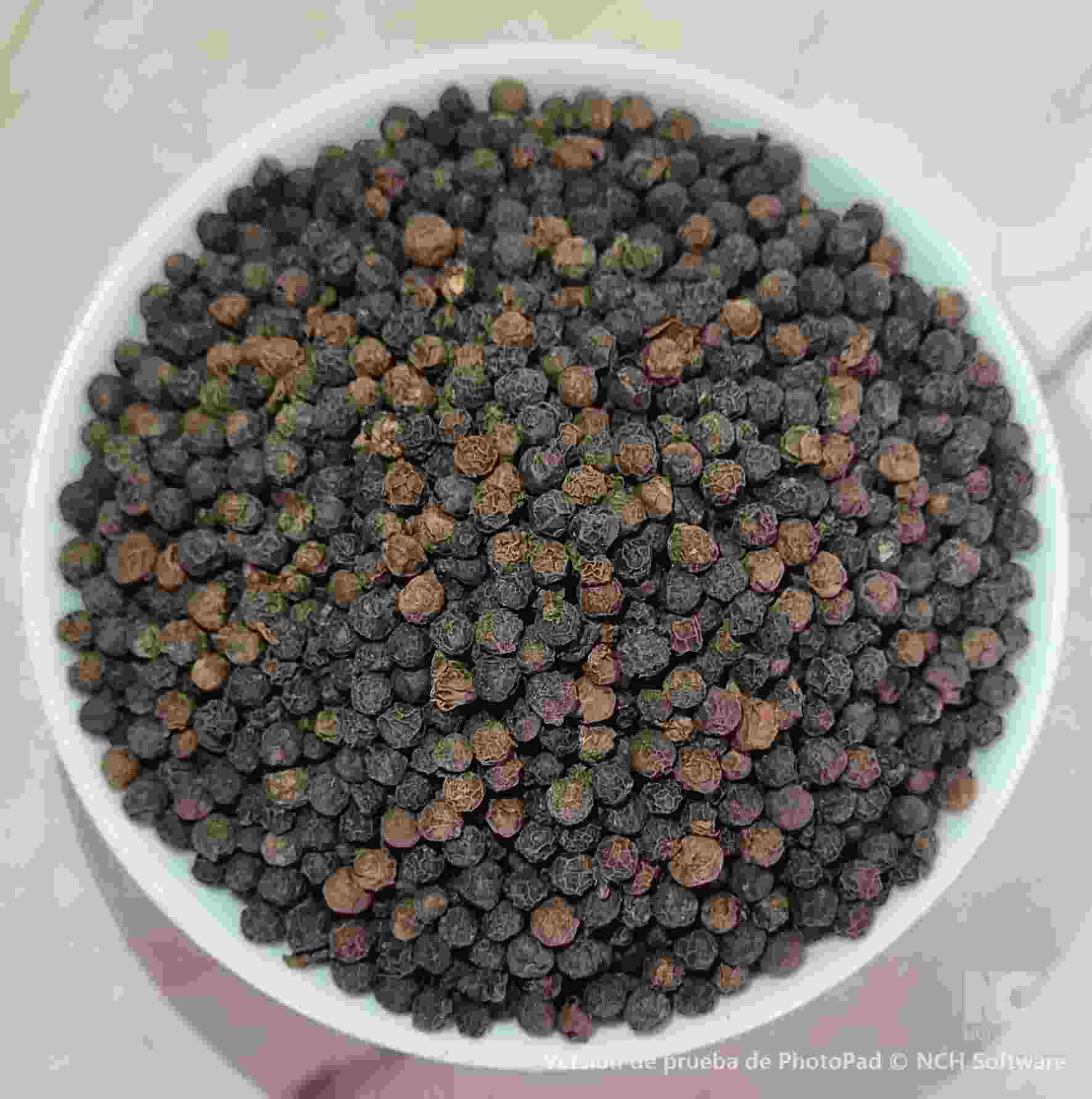 PIMIENTA NEGRA ENTERA 1kl.